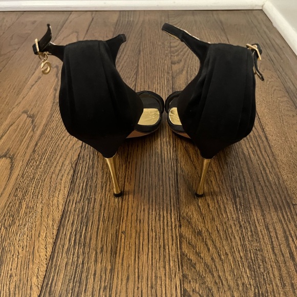 EUC Guess Heels - Picture 5 of 8